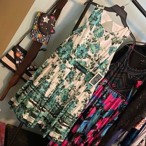 NWT Retro floral cotton 50s style sundress